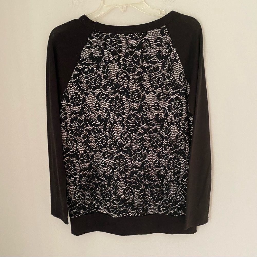 Romeo & Juliet Couture Women’s Long Sleeve Lace Detail Top - Picture 3 of 3
